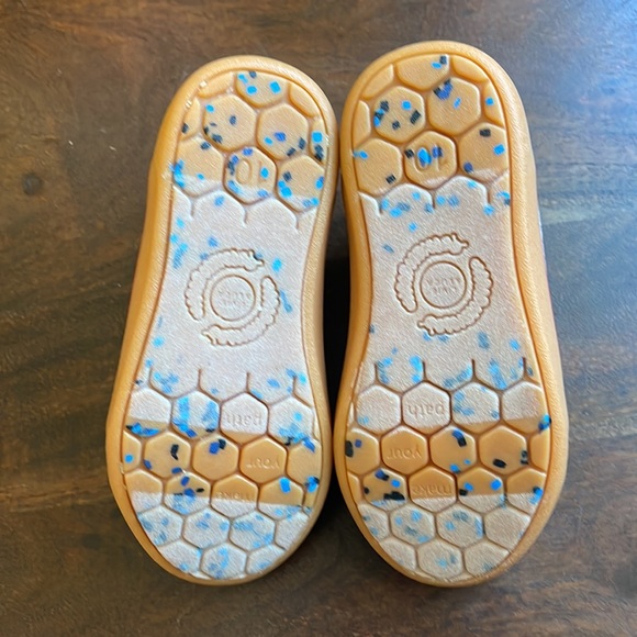 Livie & Luca Reeve Sneaker - Picture 5 of 5